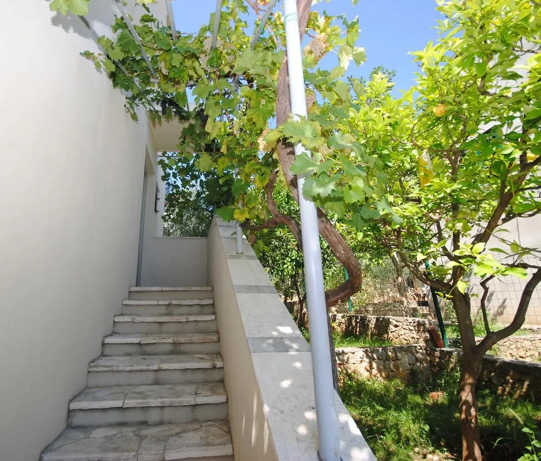 Summer Residence Near The Sea Donji Okrug  Croatia